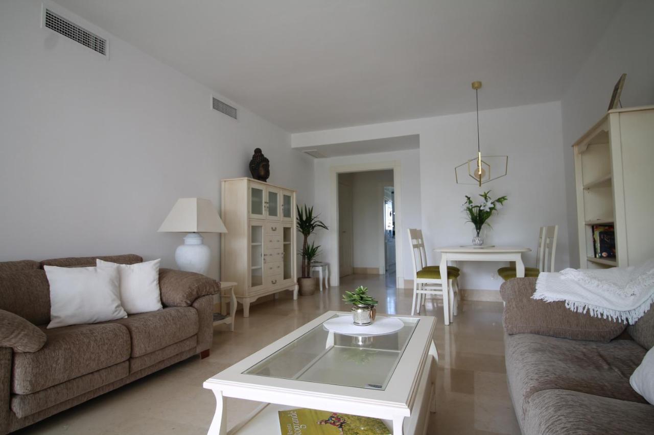 דירות New View Sotogrande Marina - Jungla Del Loro מראה חיצוני תמונה